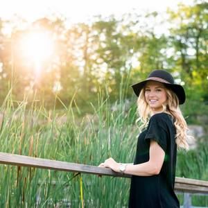 Meet your Posher, Caroline